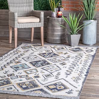 Moroccan Mural Fringed Indoor/Outdoor Rug secondary image