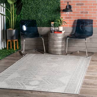 Light Gray Tucana Iris Totem Indoor/Outdoor Flatweave rug - Contemporary Round 6' 7in