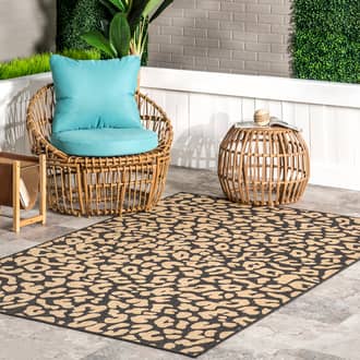8' x 10' Jaelyn Leopard Spotted Indoor/Outdoor Rug secondary image