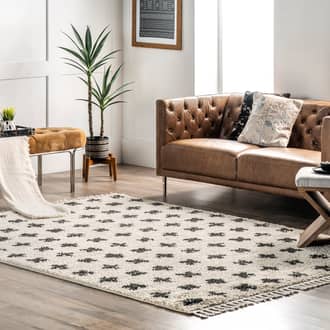 8' x 10' Adriana Cross Trellis Tasseled Rug secondary image