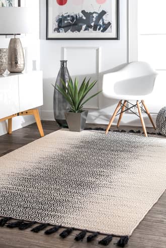Ivory Solstice Flamestitch Eyes Fringe rug