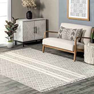 4' x 6' Striped Diamond Rug secondary image