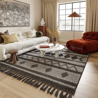 7' 6" x 9' 6" Chandy Textured Wool Rug secondary image