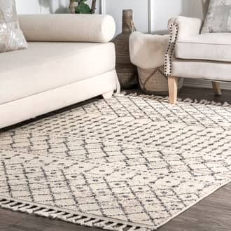 Ivory Opell Moroccan Trellis rug - Contemporary Rectangle 7' 6in x 9' 6in