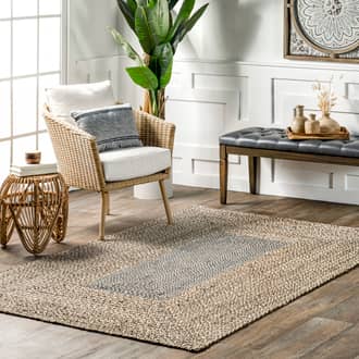 Gray Beachstone Braided Jute rug - Casuals Round 6'