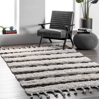 8' 6" x 11' 6" Shaggy Striped Texture Rug secondary image