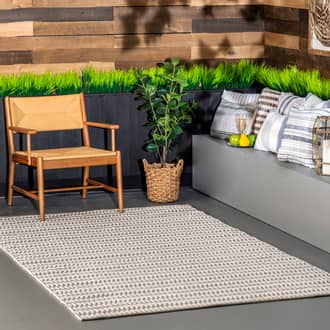 Striped Indoor/Outdoor Rug secondary image