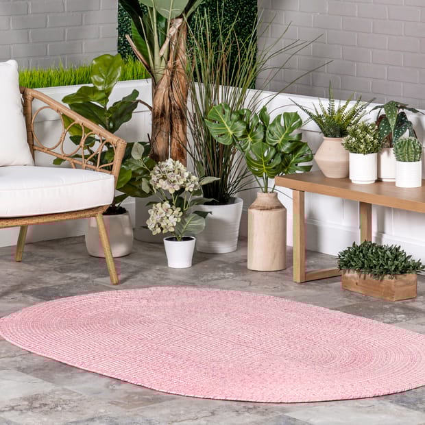 Jubilee Handmade Braided Indoor/Outdoor Pink Rug