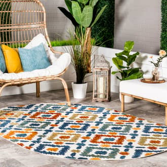 Hatched Trellis Indoor/Outdoor Rug secondary image