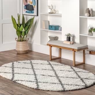 3' x 5' Easy Shag Lattice Rug secondary image