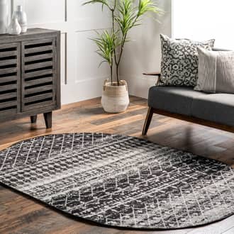 4' x 6' Moroccan Trellis Rug secondary image