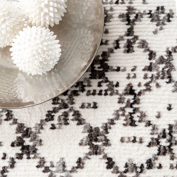 Yazoo Modern Trellis Gray Rug