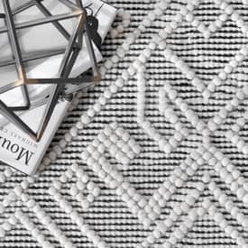 Grey 7' 6 x 9' 6 nuLOOM Serena Textured Greek Emblem With Tassels Wool Area Rug