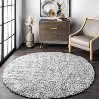 6' Solid Shag Rug secondary image