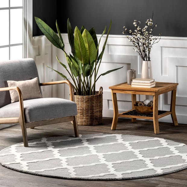 Homespun Moroccan Trellis Light Gray Rug