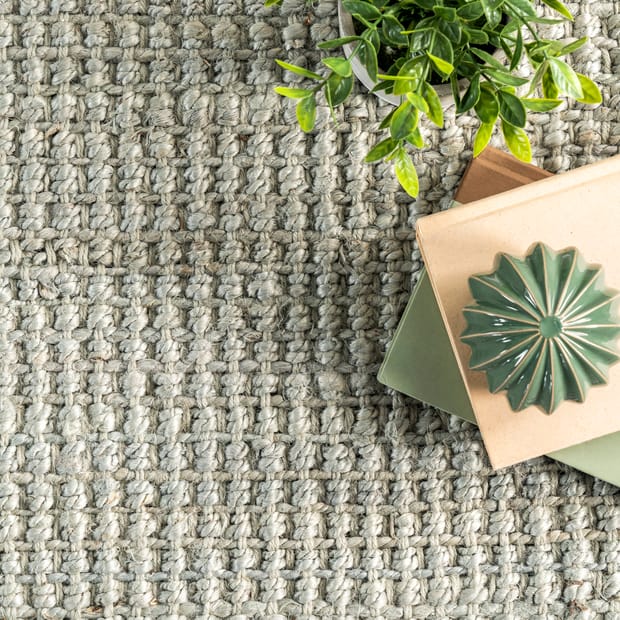 Maui Chunky Jute Tasseled Sage Rug