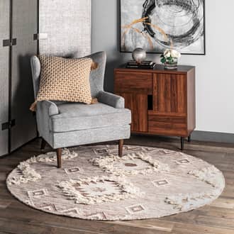 Shaggy Moroccan Lattice Fringe Rug secondary image