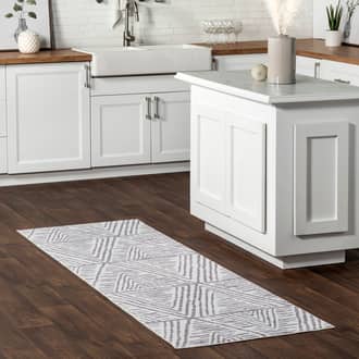 Gray Aquarian Suzy Trellis Washable Indoor/Outdoor rug - Farmhouse Runner 2' 6in x 8'