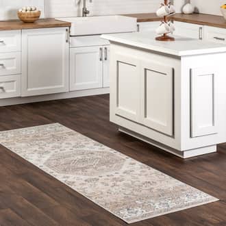 Ivory Immerse Mirabelle Washable Stain-Repellent rug - Bohemian Runner 2' 6in x 8'