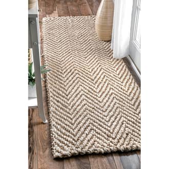 2' 6" x 6' Handwoven Jute Jagged Chevron Rug secondary image