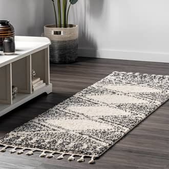 Diamond Lattice Tassel Rug secondary image