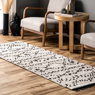 Beige Airydale Lilith Stippled Tasseled rug