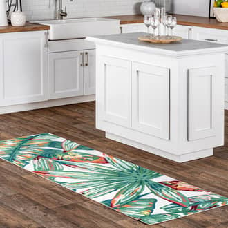 2' 6" x 8' Palmetto Paradise Indoor/Outdoor Rug secondary image