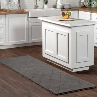 Gray Cloud Jaylene Washable Solid Faux Rabbit rug