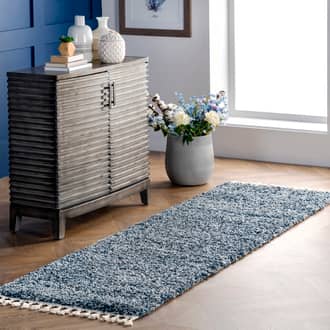 2' 6" x 12' Shaded Shag With Tassels Rug secondary image