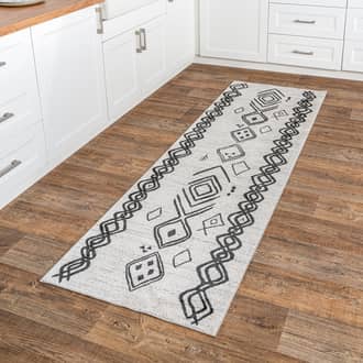 2' 8" x 8' Avani Mural Washable Rug secondary image