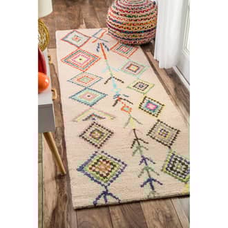 2' 6" x 8' Moroccan Diamond Rug secondary image