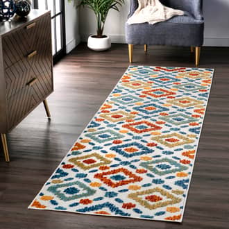 2' 6" x 10' Hatched Trellis Indoor/Outdoor Rug secondary image