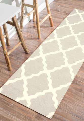 2' 6" x 10' Moroccan Trellis Rug secondary image