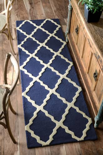 2' 6" x 8' Moroccan Trellis Rug secondary image