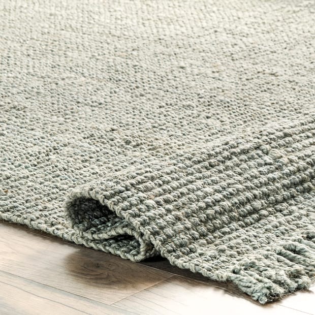 Maui Chunky Jute Tasseled Sage Rug