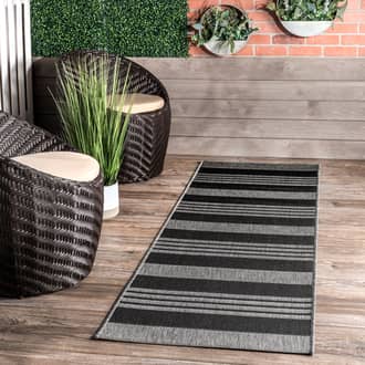 Gray Aperto Regency Stripes Indoor/Outdoor rug
