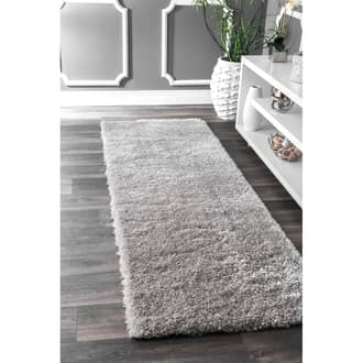 2' 6" x 6' Solid Fluffy Rug secondary image