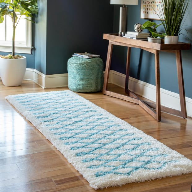 Cloudy Shag Diamond Loop Baby Blue Rug