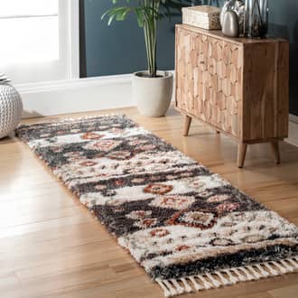 2' 8" x 8' Moroccan Diamond Shag With Tassels Rug secondary image