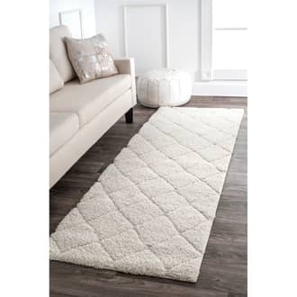White Venice Classic Moroccan Trellis Shag rug