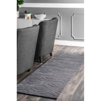 2' 6" x 8' Honeycomb Rug secondary image