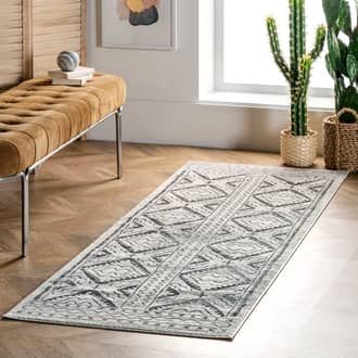 Ivory Primavera Bordered Trellis rug
