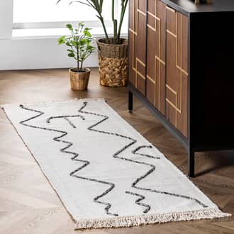 Ivory Halona Abstract Graphic rug - Contemporary Runner 2' x 6'