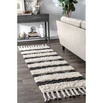 2' 6" x 8' Shaggy Striped Texture Rug secondary image