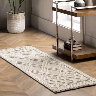 Ivory Pearla Argyle Trellis rug