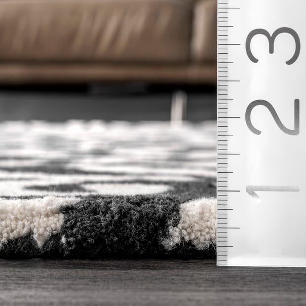 Safari Josephine Wool Leopard Black Rug