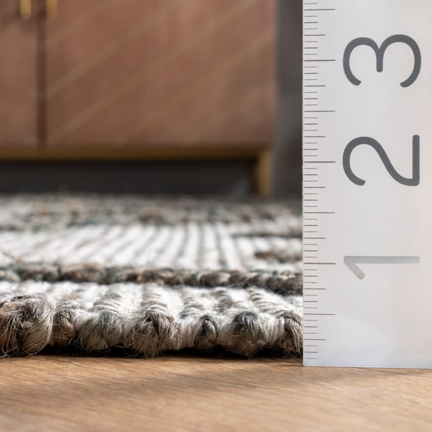 Freckel Textured Moroccan Jute Light Gray Rug