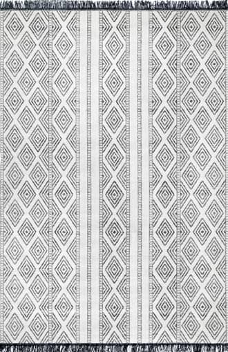 Grey 4' x 6' Indoor/Outdoor Striped With Tassels Rug swatch