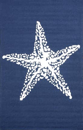 Navy 2' x 4' Starfish Indoor/Outdoor Rug swatch