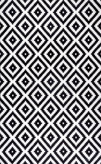 Black 5' x 8' Greta Scandinavia Diamond Washable Rug swatch